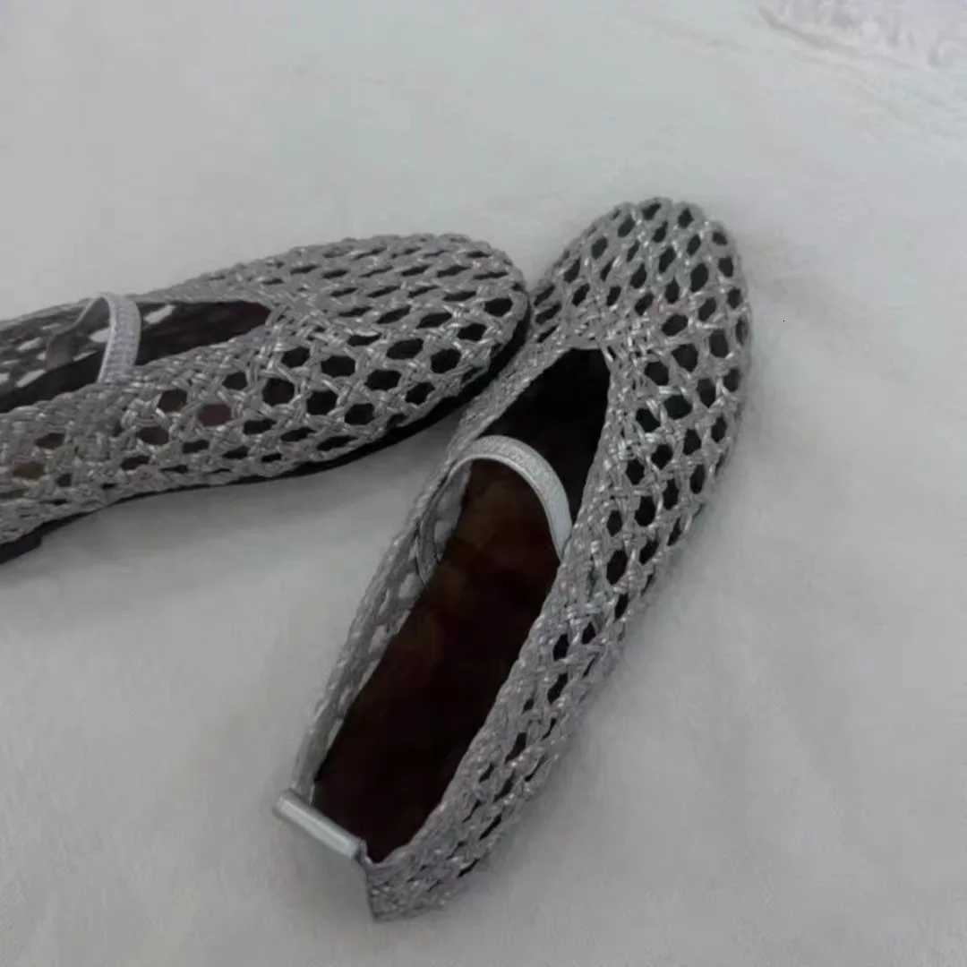 Womens French Woven Hollow Fishnet Loafers Mary Jane Summer Luxury Designer Athletic Y2k Low Heel Round Toe Flats Sandals Shoes W250918