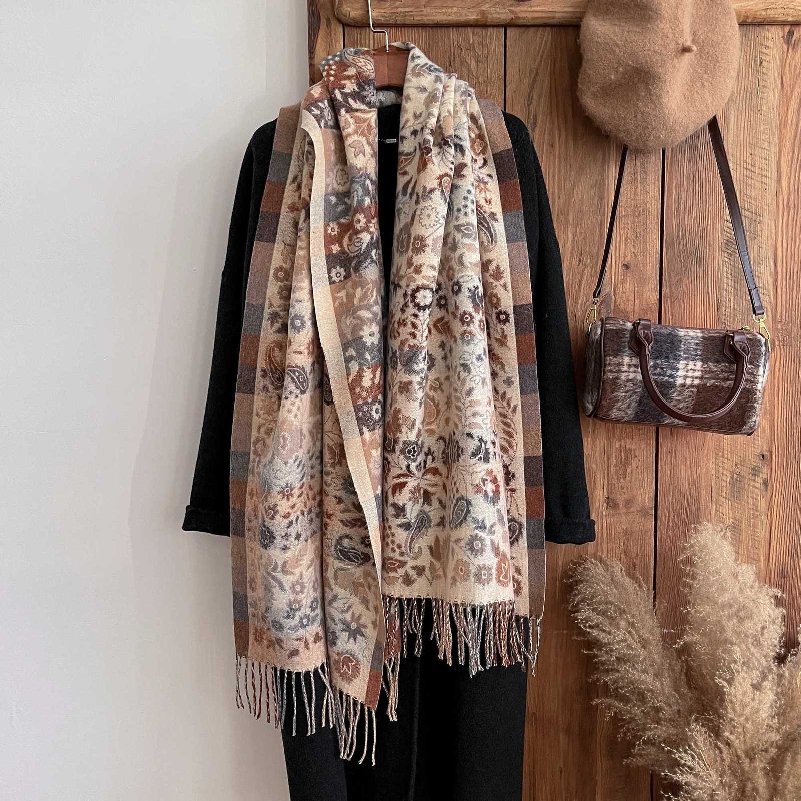 Wen Winter Fashionable Tassel Shl Thicke Imitation Cashmere Scarves Ethnic Style Warm Blanket Ce scarf Scarf Y250918
