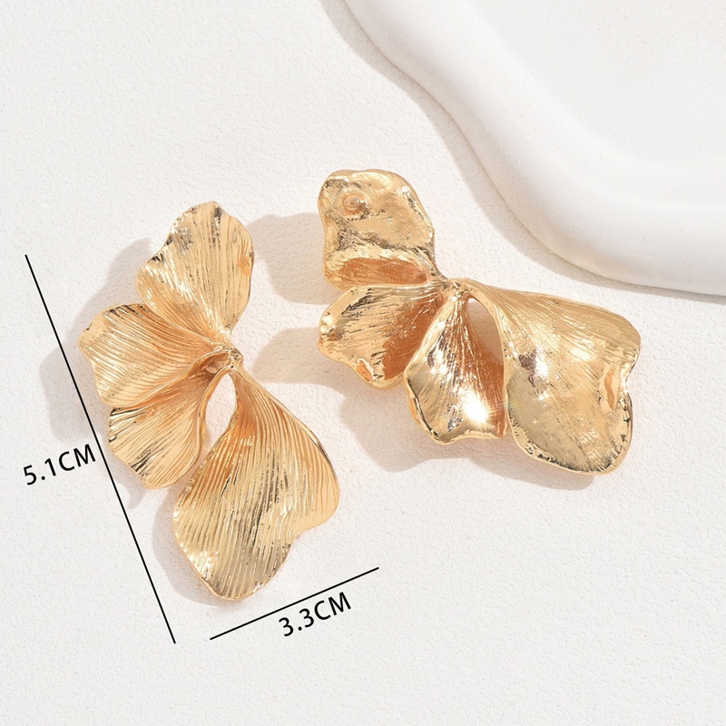 Simple Women's Statement Metal-Style Multi-Layered Niche-Designed Stud Earrings Petal Earrings Large Gold Flower Pendant Earrings for Women Uniqu