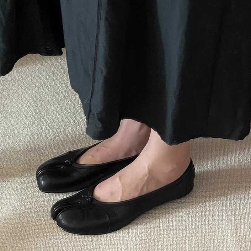 Highquality All Soft Sheepskin Fold Split Toe Shoes All Genuine Leather Womens Shoes Ballet Shoes Loafers High Heels 35CM W250918