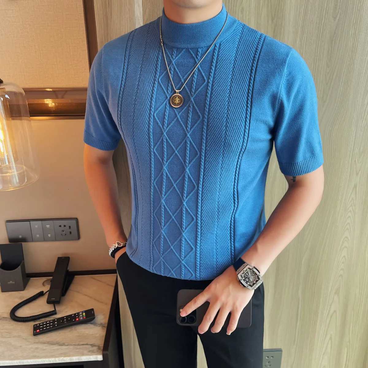 Jacquard Weaving Sweater Man Clothing Autumn Winter New Short Sleeve Mens Sweaters Slim Fit Half High Collar Knitwear PulloversZ250918