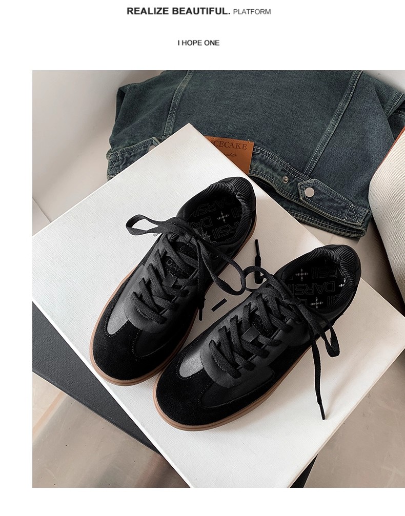 Unisex Comfortable Sportswear Footwear by Top Designers with Luxury Brand Detailing