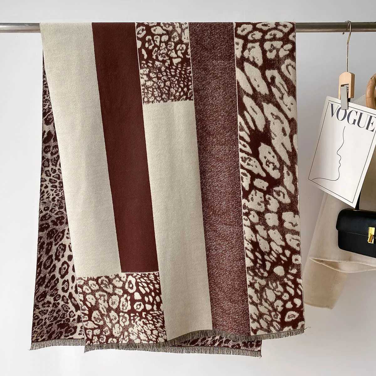 Fashion Leopard Print Scarf Fringes Shl Wan Autumn Winter Warm Muffler Cashmere Like Neckerchief Bandelet Scarves Y250918