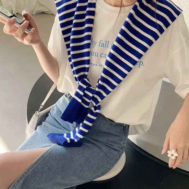 Korean Version Ins Striped Shl Simple Decoration for Wen Knitted Scarf Spring and Summer Thin Versatile Fake Collar Shoder Y250918