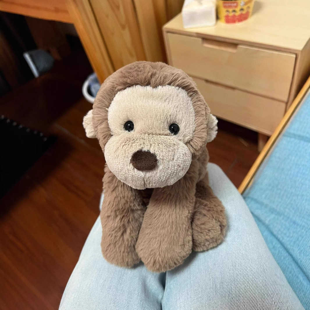 Keychains British Smudge Monkey Plush Toy Companion Doll Comforting Stuffed Animal Spring Summer New Arrival Gift