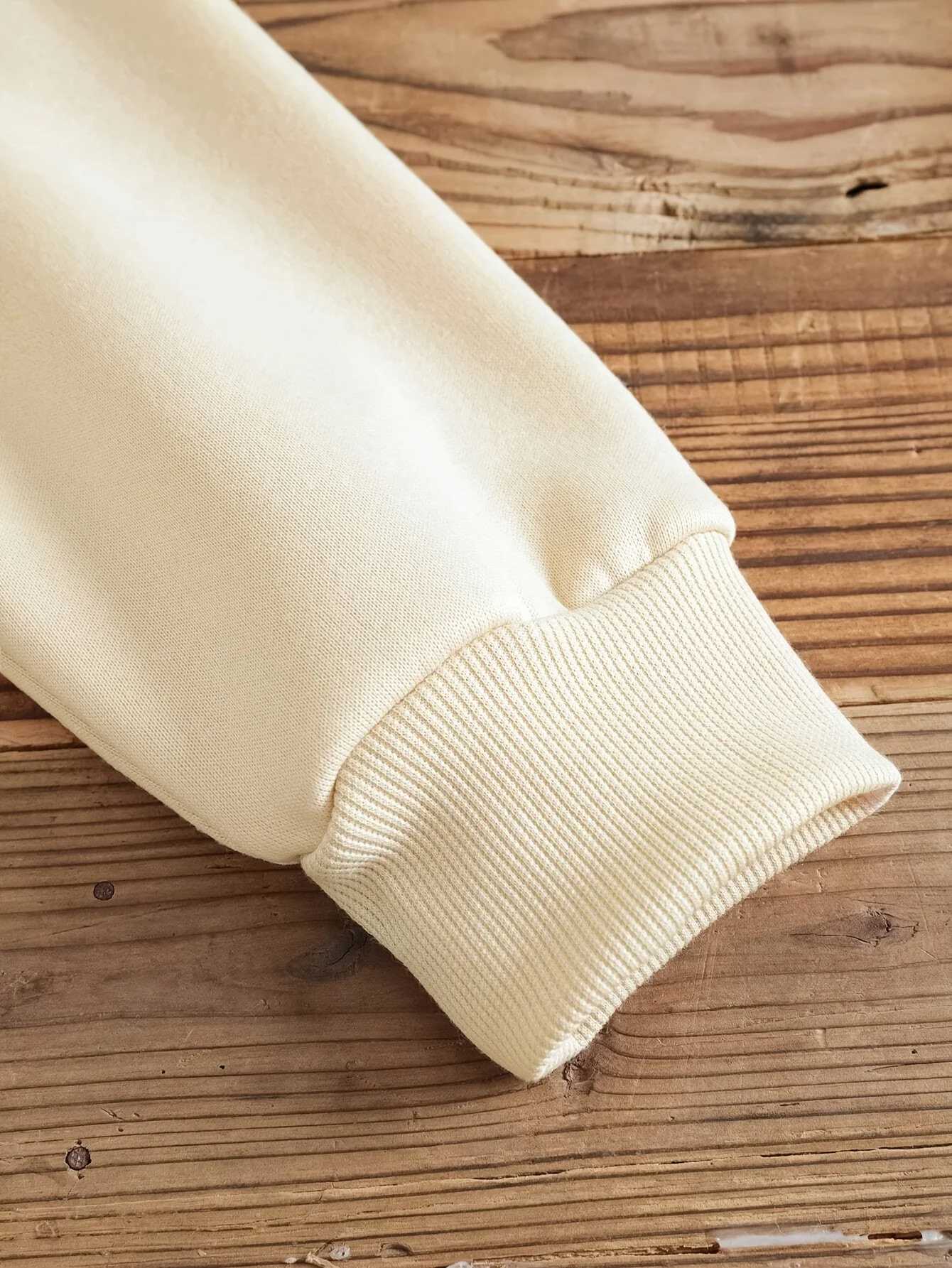 Retro inspired ocean beach surfing hoodie with floral and slogan patterns womens fashionable sweatshirt with drawstringZ250918