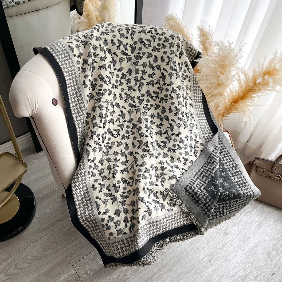 New 2025 Wens ral Luxury Cashmere Shl Scarf Warm Autumn and Winter Shl Printed Design Femme Foard Bufanda Y250918