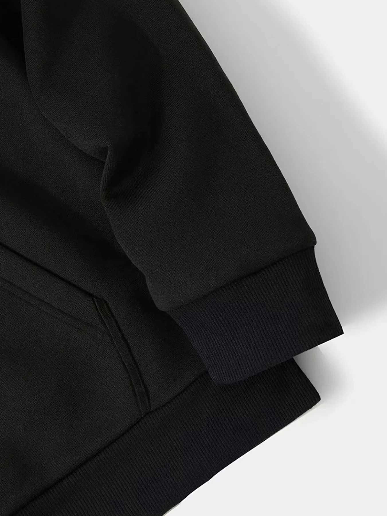 2025 Autumn Winter Fashion Cat Claw Printed Love Letter Cute Printed Womens Comfortable Sweatshirt Sportswear Casual ClothingZ250918