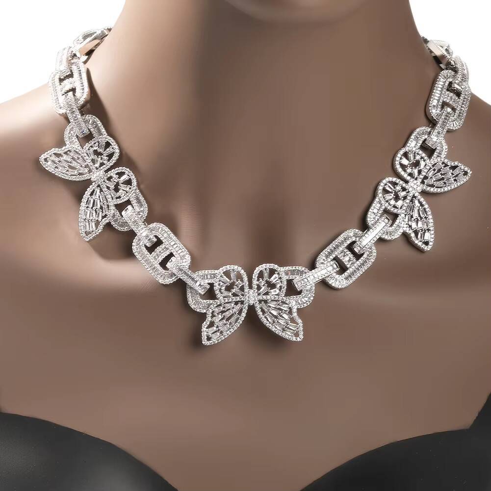 INS Hot Sale Butterfly Chain Hip Hop Iced Out Butterfly Cuban Link Chain Butterfly Necklace for Women