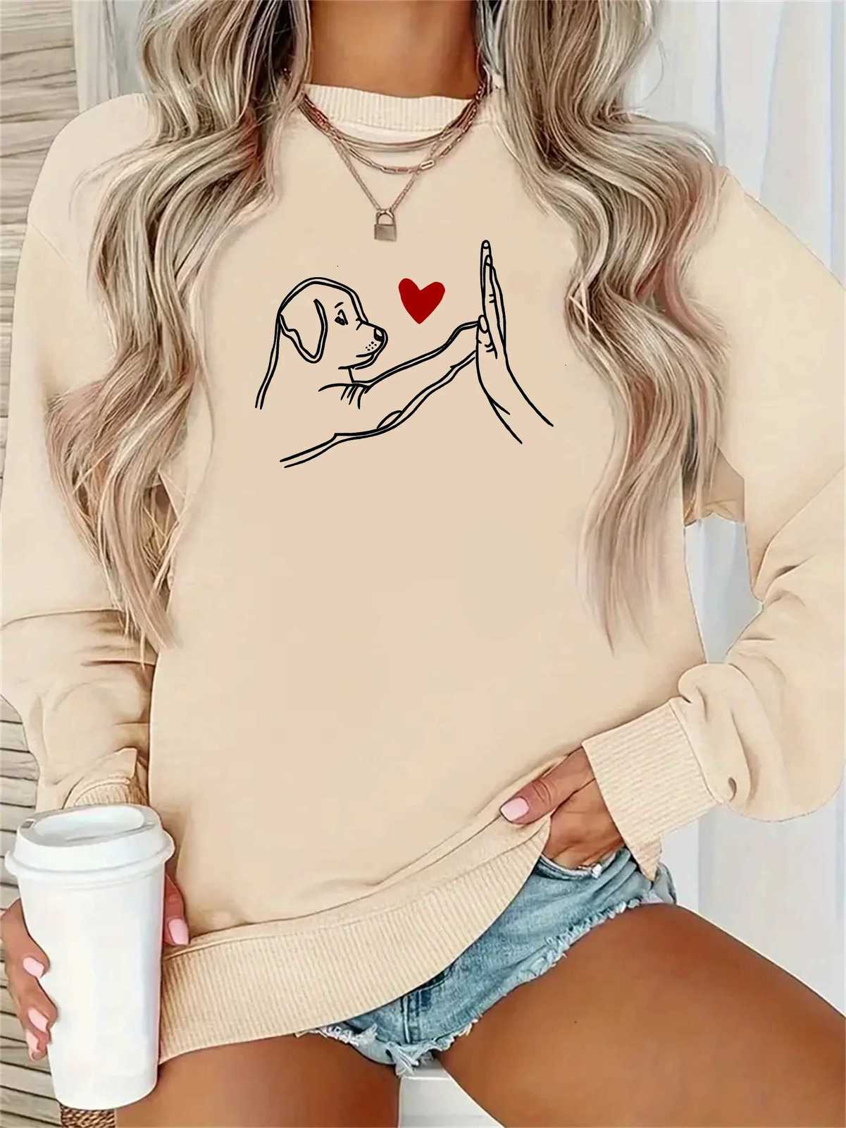 Womens Casual Heart Print Pullover Sweatshirt Geometric Design Long Sleeve Round Neck Machine Washable Regular Fit for AutumZ250918