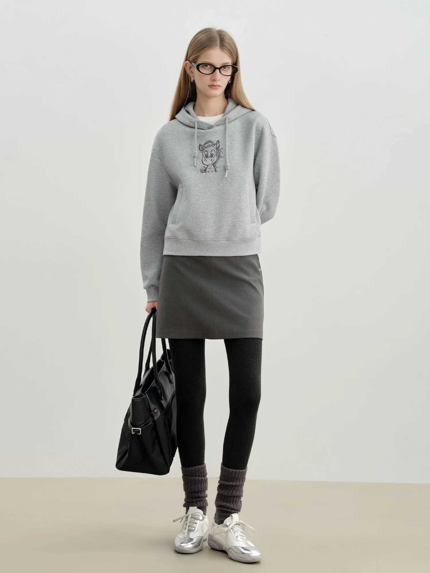 ZIQIAO Autumn Winter 2025 Womens Gray Hooded Sweatshirt Korean Style Embroidery Long Sleeve Pullover Top Casual Comfort FitZ250918