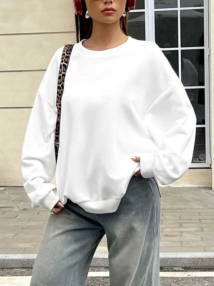 Womens autumn and Winter white sportswear pullover loose casual top New Casual Solid Color Long Sleeve Crewneck SweatshirtZ250918