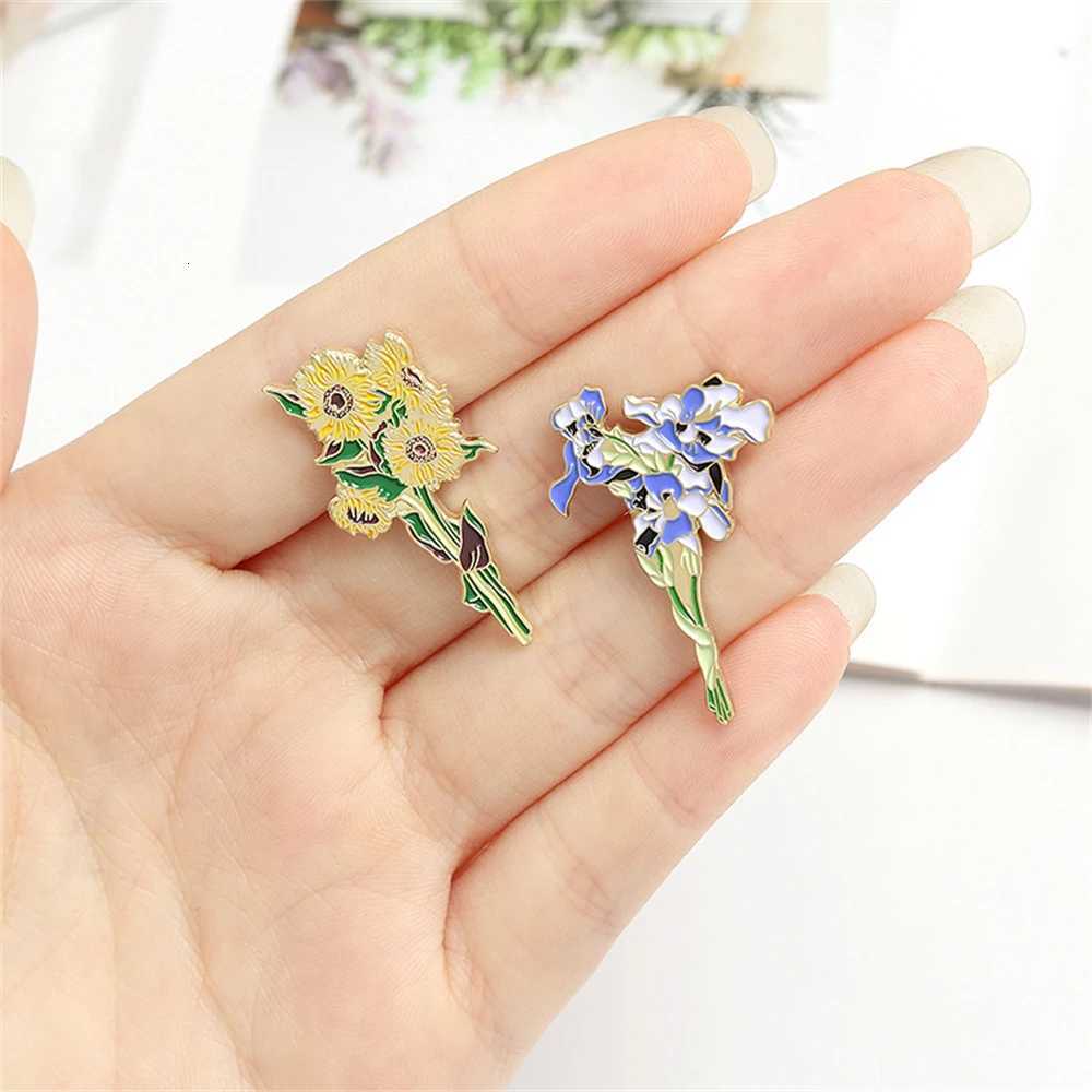 Sunflowers Iris Flower Bouquet Brooches Cartoon Elegant Beautiful Plant Bag Cloth Lapel Pin Badge Jewelry Gift for Lover Friends D250918