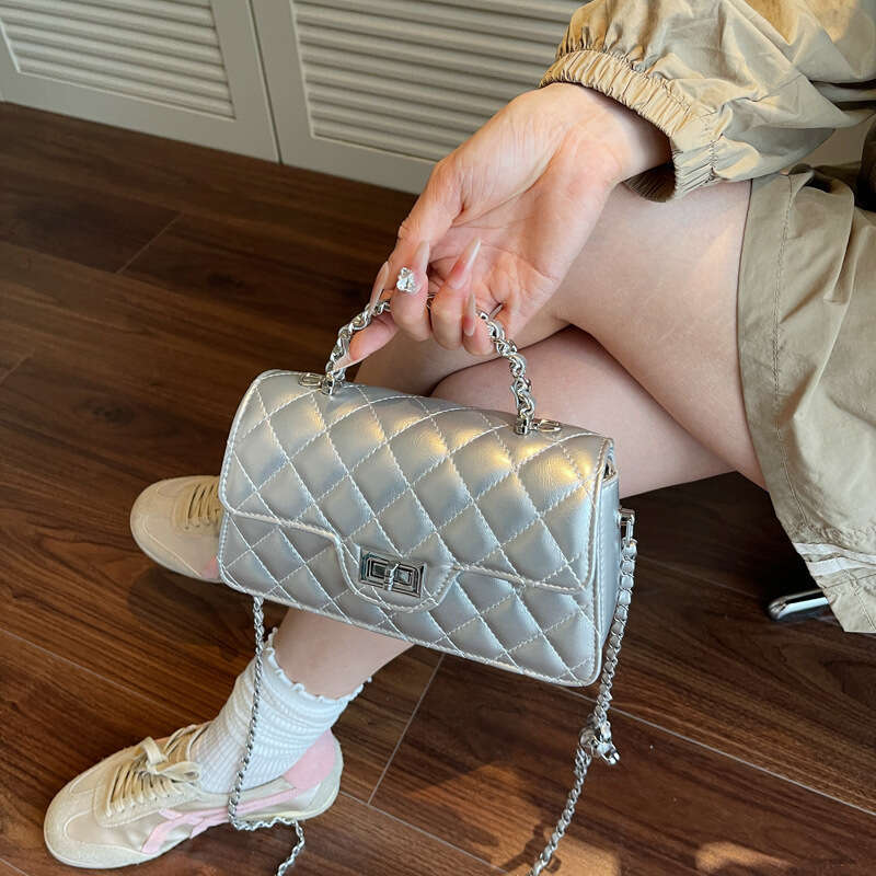 Quilted Chain Small Square Bag Women's Bag 2025 New Versatile Shoulder Tote Bag Designer Bag Crossbody Bag Simple Handbag Underarm Bag