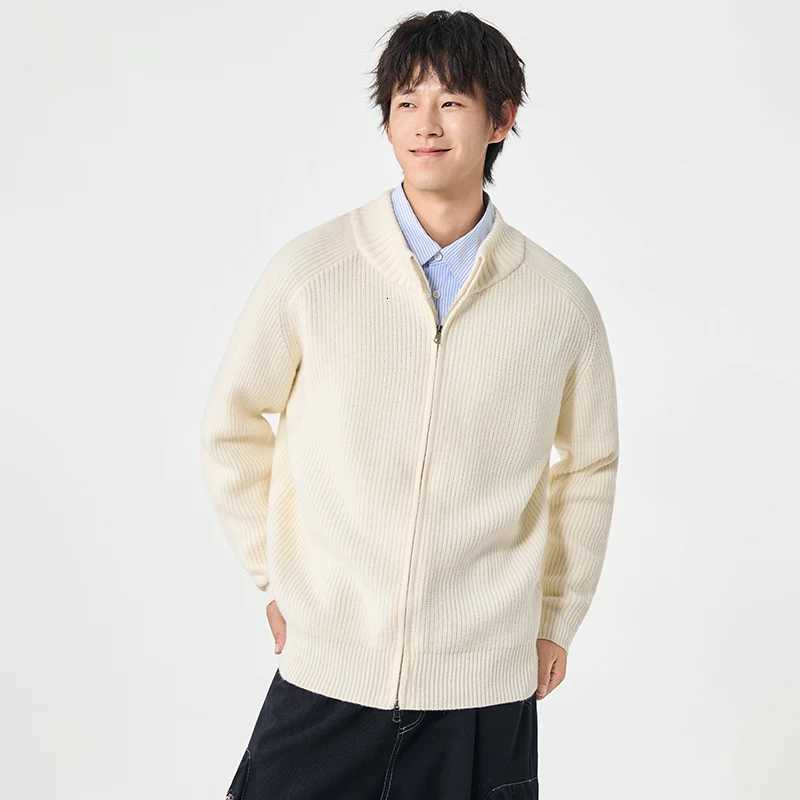 New Autumn Winter Mens Outdoor Sports Casual Sweater Cardigan Comfortable Versatile Breathable and Cold Resistant Warm JacketZ250918