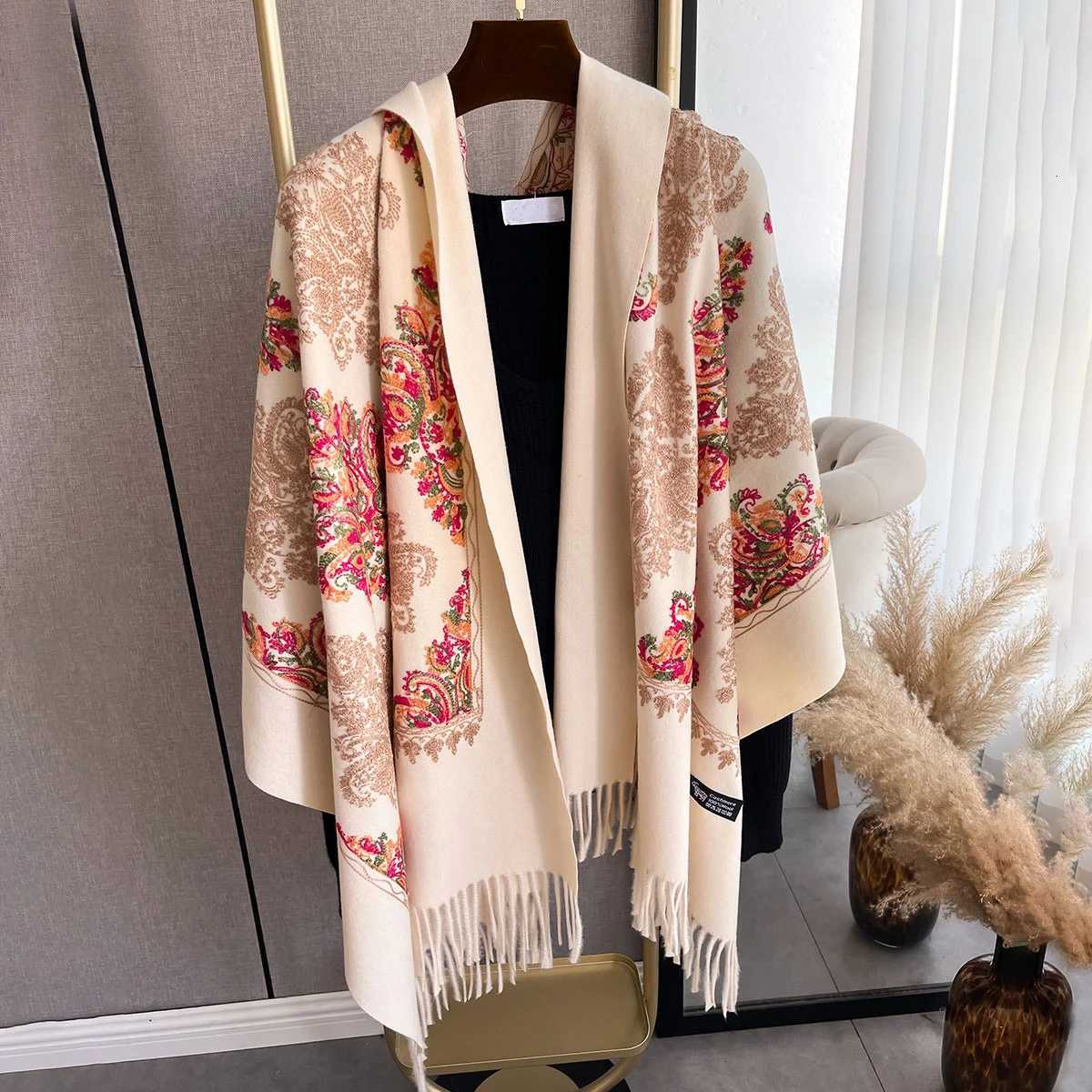Winter Warm Cashmere Scarf for Wen Embroidery Blanket Thick Shl Wr Neckerchief Fashion Bufanda Echarpe Poncho Y250918