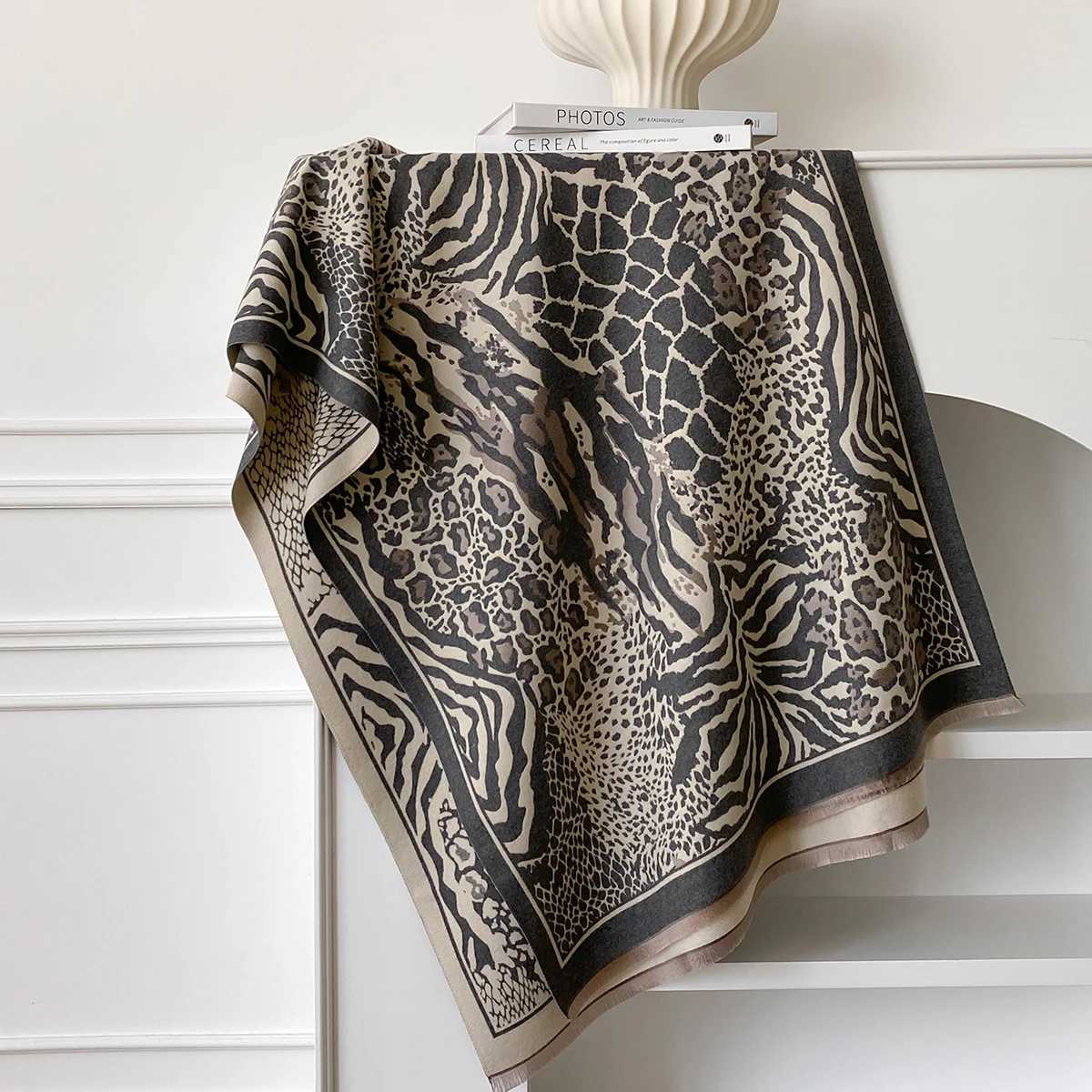 Leopard Print Wens Scarf Warm Scarf Shl Simple Imitation Cashmere Scarf Thick Shl Jacquard Fashion Autumn and Winter Y250918