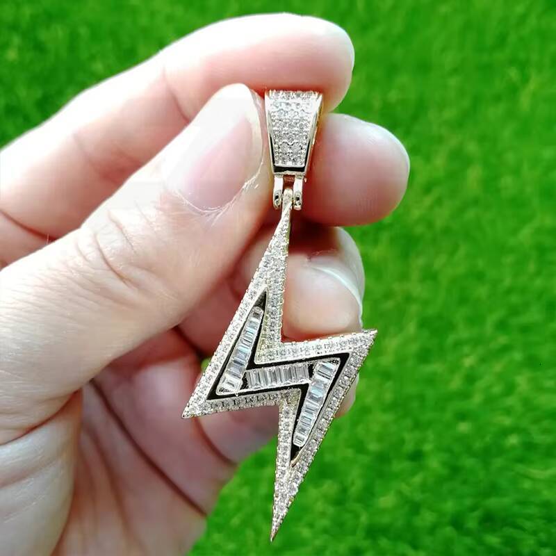 Fashion Hip Hop Micro Paved Moissanite Diamond Lightning Pendants Gold Plated Copper with Moissanite Inlay
