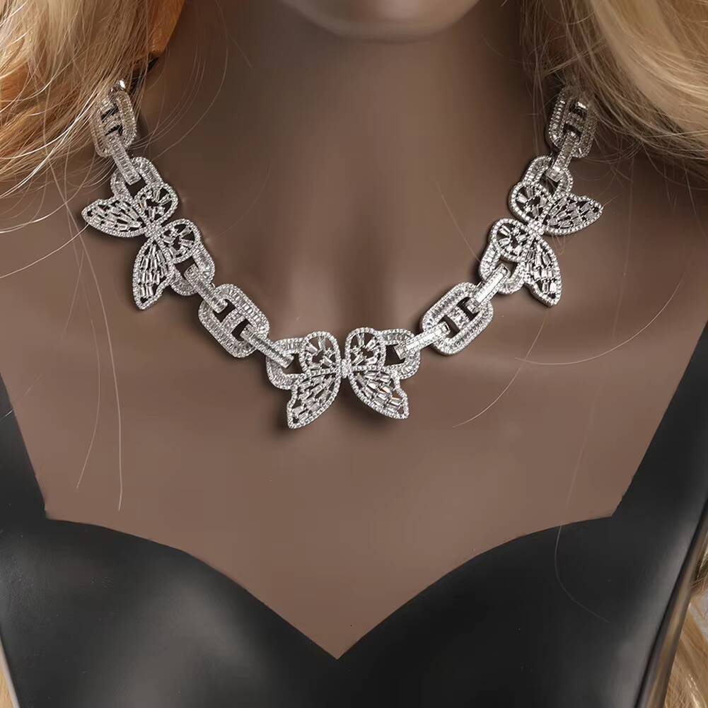 INS Hot Sale Butterfly Chain Hip Hop Iced Out Butterfly Cuban Link Chain Butterfly Necklace for Women