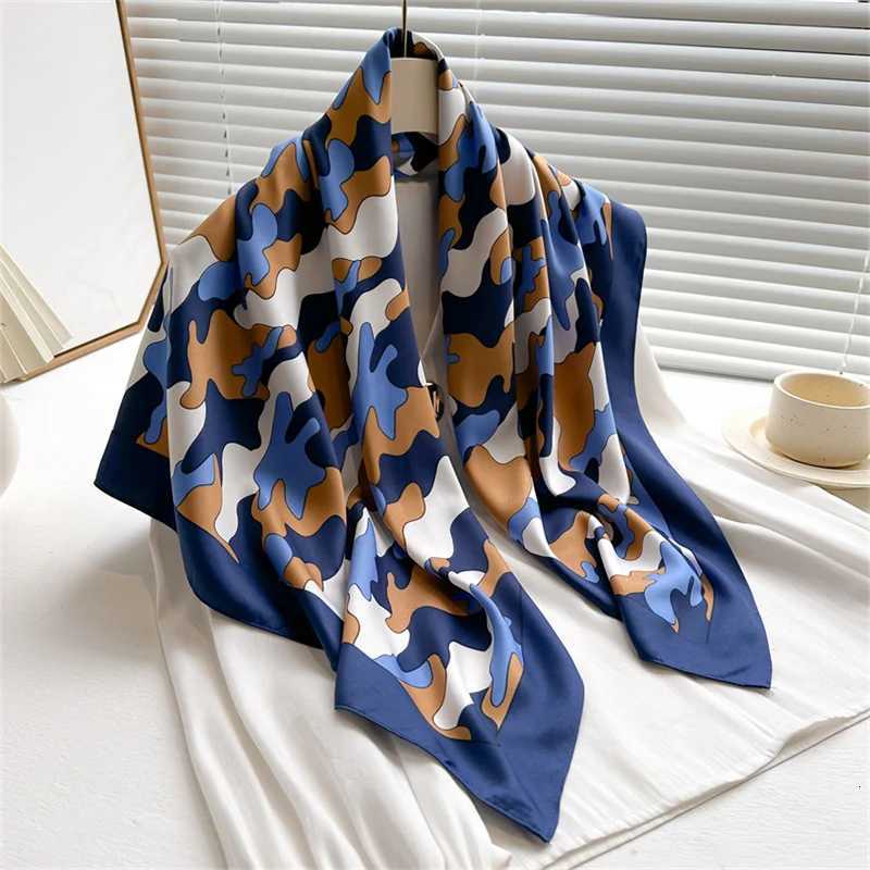 2025 New Fashion Luxury Brand Cloud Print Silk Scarf 90cm Twill Ladies Large Square Scarves Sunscreen Shl scarf Y250918