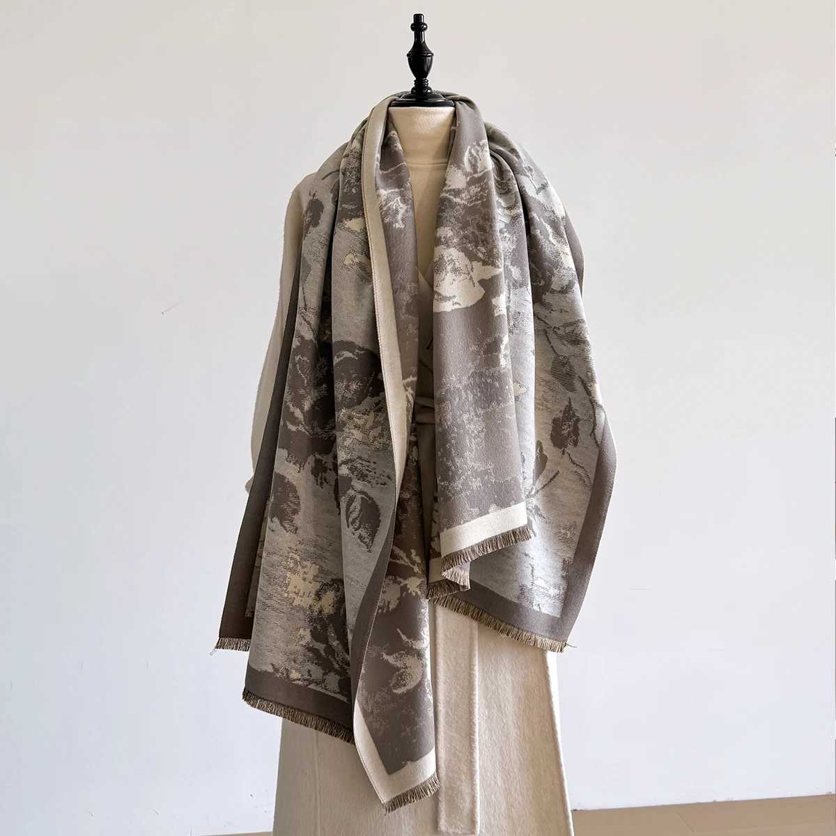 Wens Warm Faux Cashmere Scarf Winter Thick Patter with Cashew wer Rose Design Fashionable Luxurious Blanket Scarf Y250918