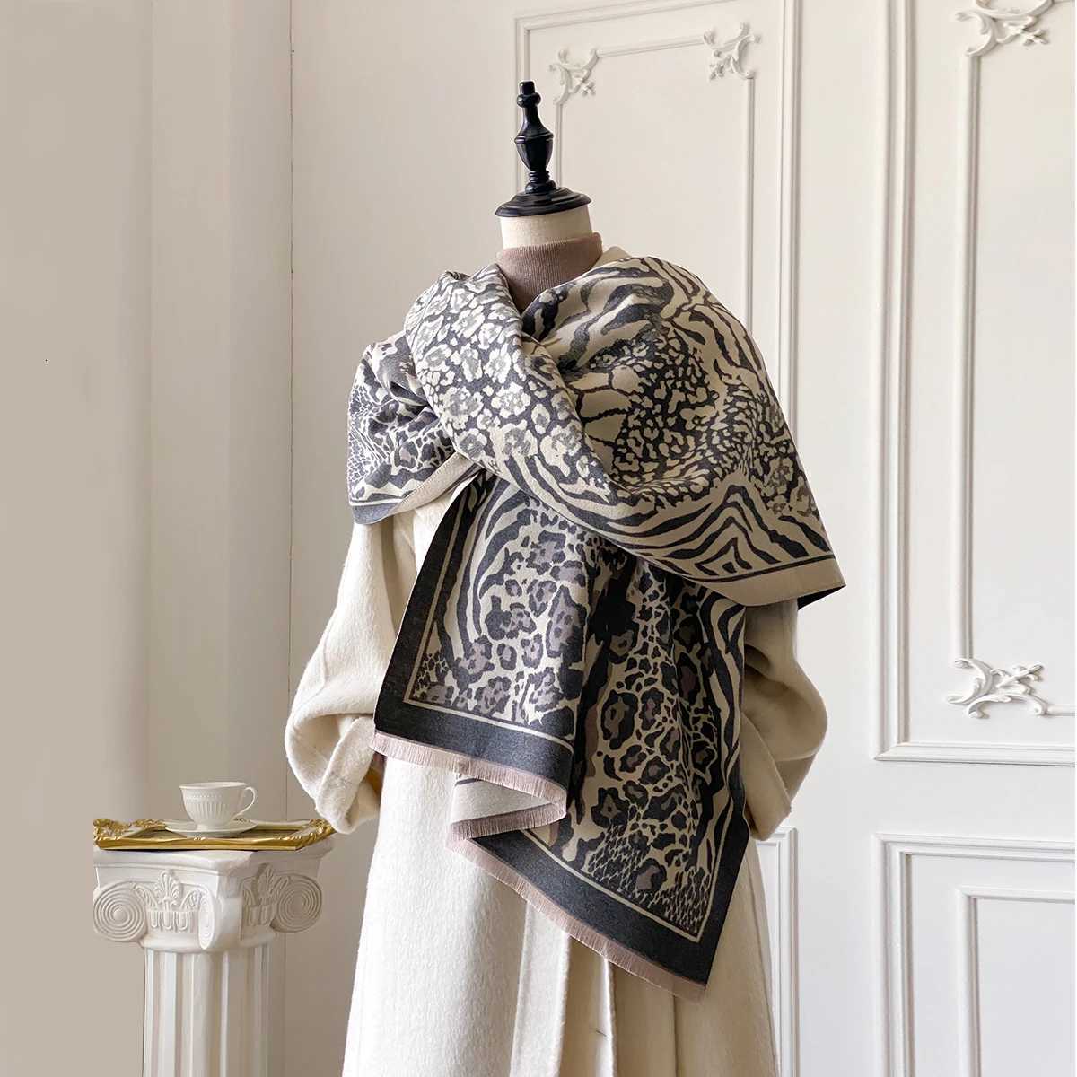 Leopard Print Wens Scarf Warm Scarf Shl Simple Imitation Cashmere Scarf Thick Shl Jacquard Fashion Autumn and Winter Y250918