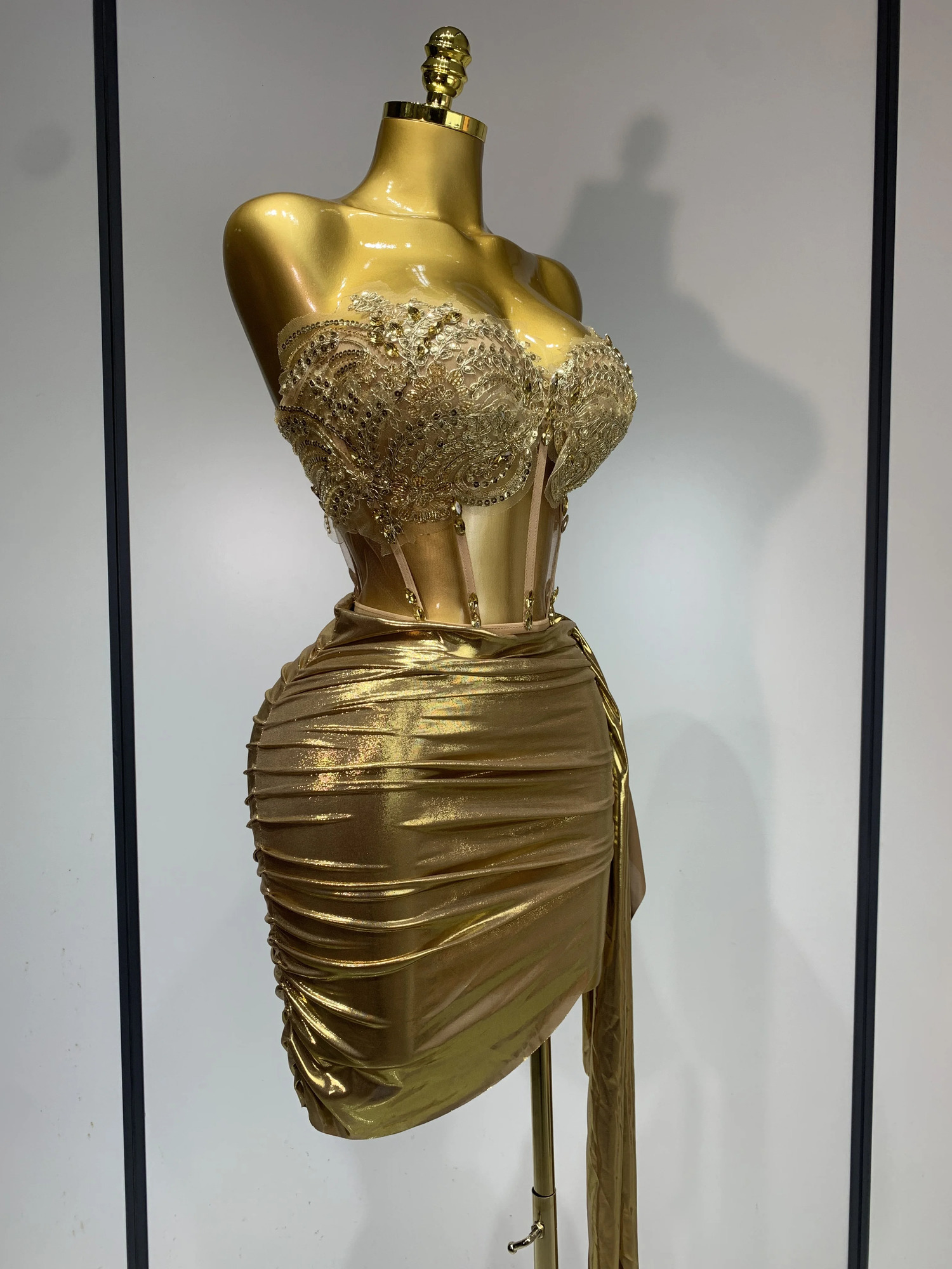 Women Sexy Strapless Sequins Rhinestone Gold Dress Glitter Top Two Pieces Sets Birthday Evening Party Club Singer Stage Outfit 250917