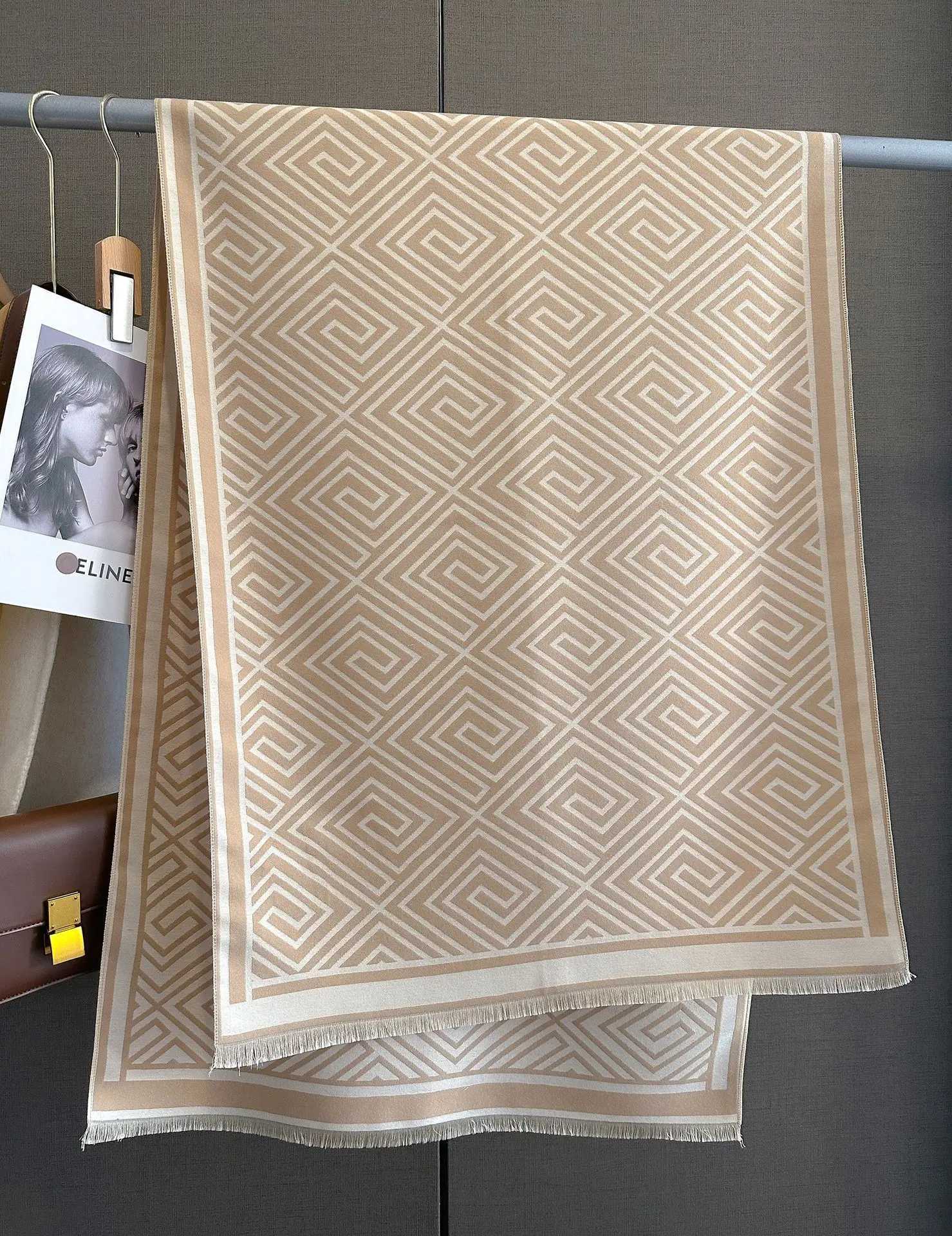 2023 New Wens Scarf Luxury Design Double sided Cashmere Feel Scarf Warm Scarf Shl Y250918