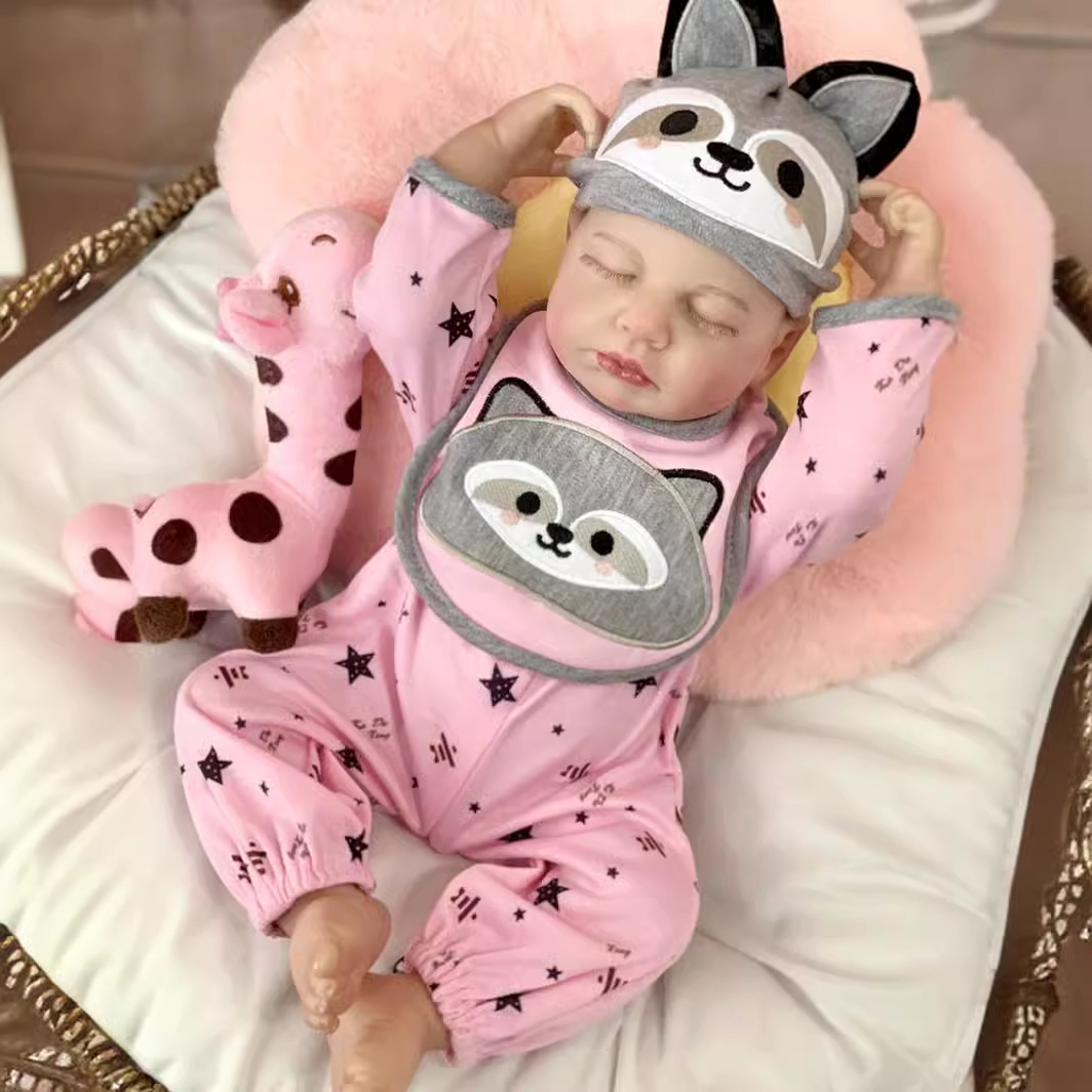 Reborn Doll LouLou - A replica of a vacuum solid toy made of soft rubber and plastic, a reborn doll. Z250818