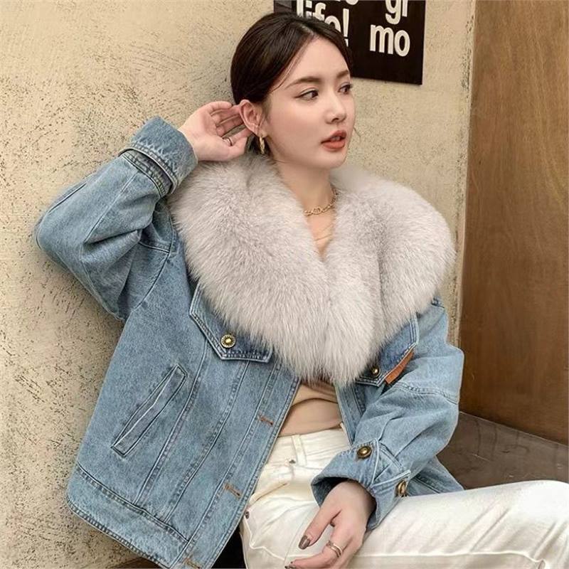 versatile 2025 Winter Dopamine Denim Down Jacket with Detachable Genuine Fox Fur Collar for Young Women