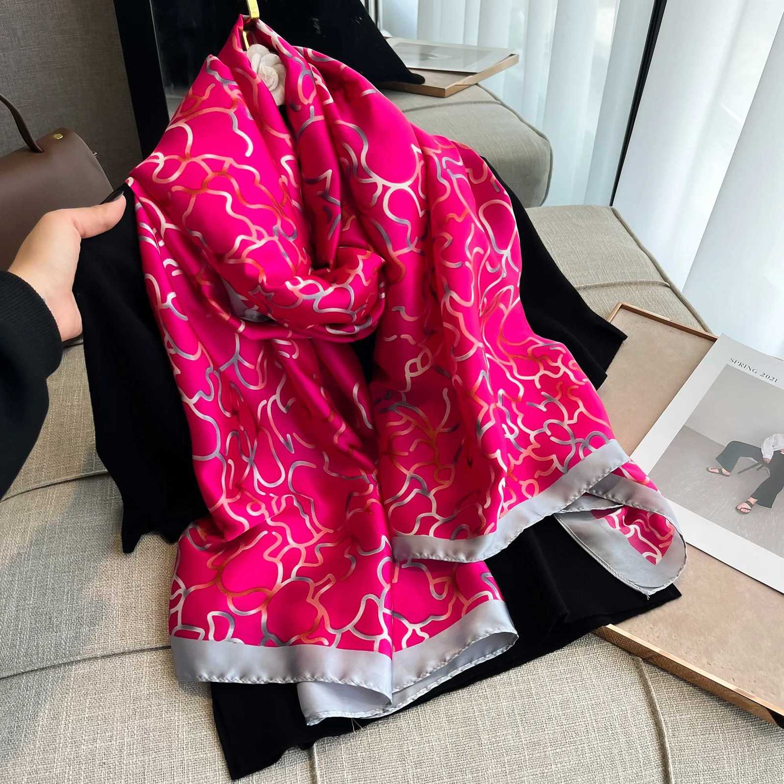 Spring Scarf Wens Luxury Design Scarf Silk Smooth Scarf Soft Muslim band Shl Beach18090cm Y250918