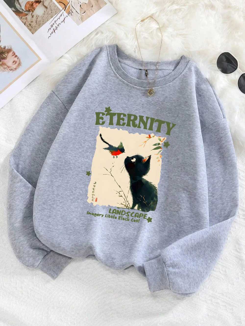 2025 Autumn Winter Cat with Bird Cute Printed Hoodies Women Fleece Sweatshirts Pullover Casual Comfortable Women ClothingZ250918