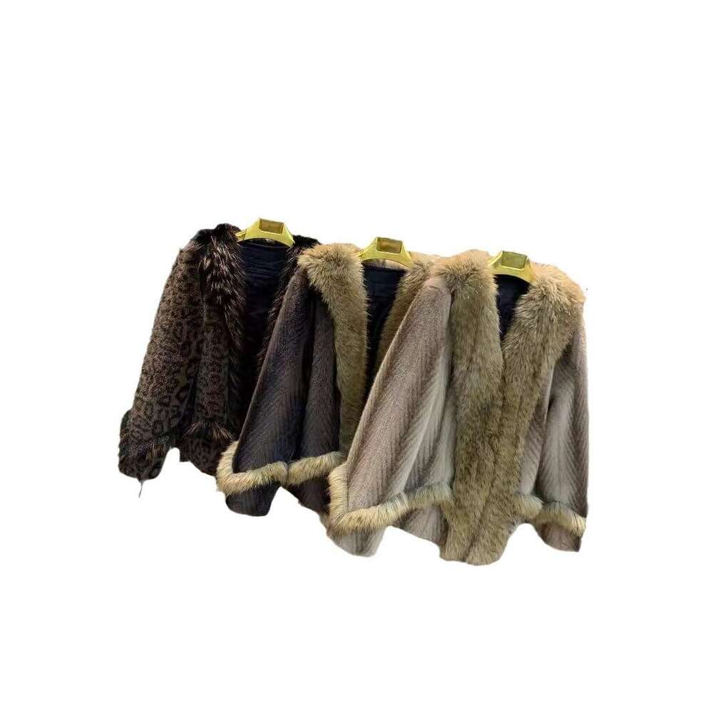 Luxury Design Goods Autumn Winter New European Mink Velvet Faux One-Piece Large Collar Short Fashion Age-Reducing Fur Coat