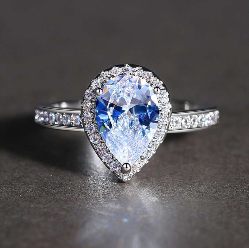 New Water Drop Shape Imitation Topaz Ring Fashion Hot Sale