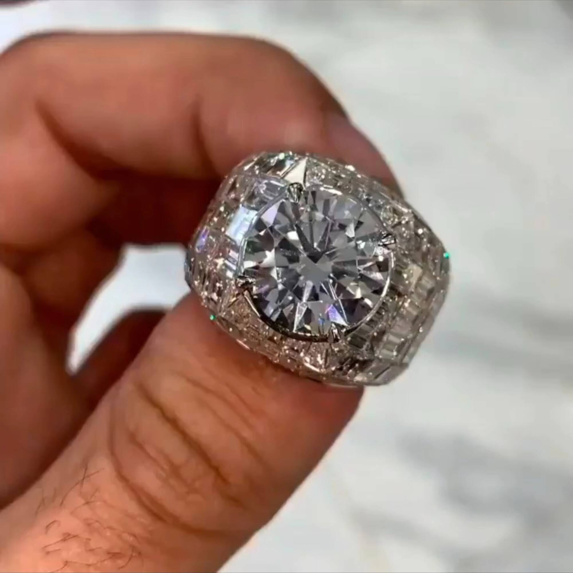 925 Sterling Silver Mens Ring High Quality VVS Moissanite Pop Hip Hop Style Fine Jewelry for Weddings Parties IGI Certified