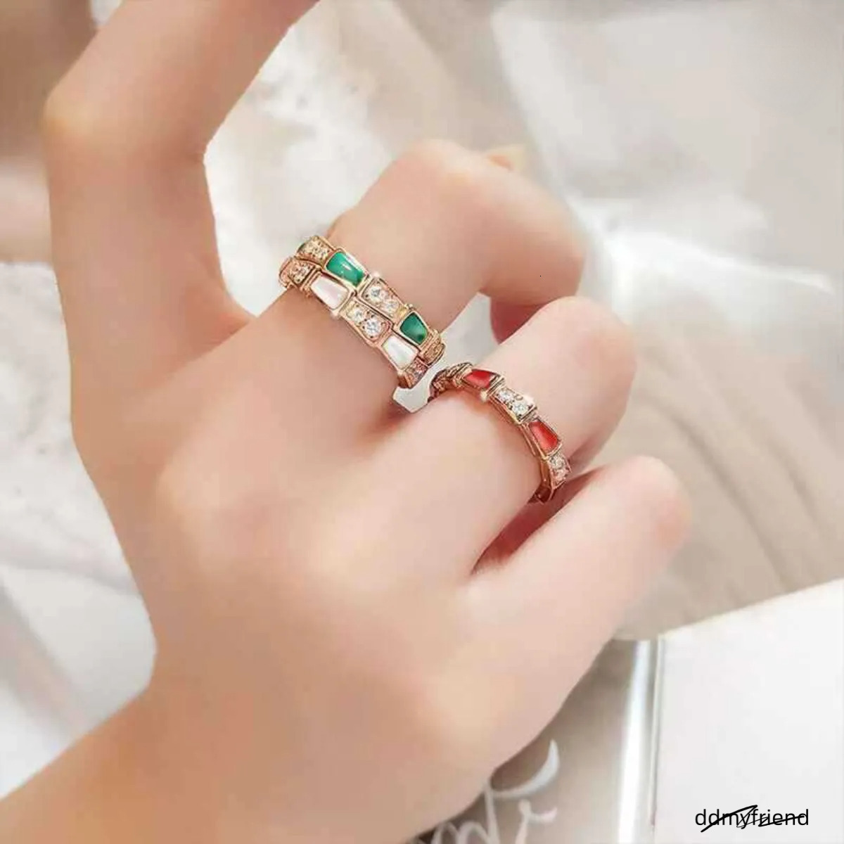 Snake Bone For Women White Mother-Inlaid Dia Wide V Snake-Shaped Narrow Version Ring High Plate Rose Gold Manufacturer Fast Shipping ddmyfriend