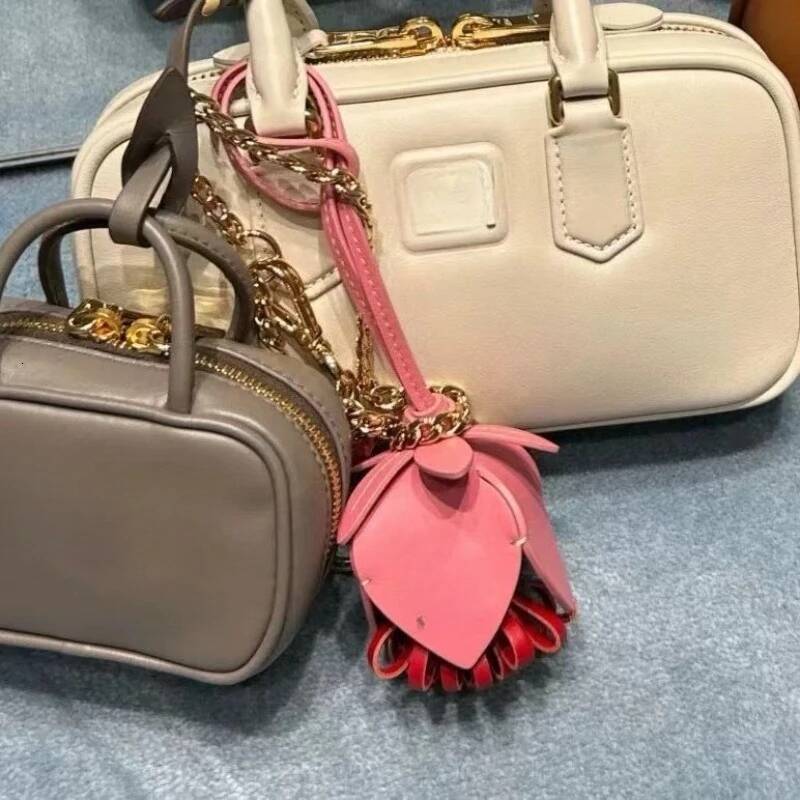 Backpack Accessories Bags Pendants Ornaments Purse Charms Handmade Leather Chain for Crossbody Bag Handbag Gifts