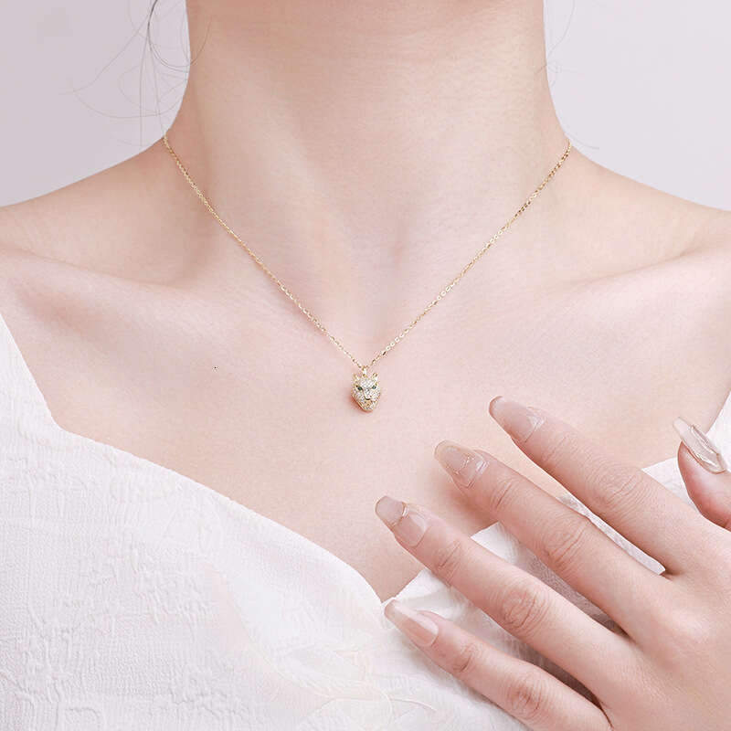 New Necklace for Women Versatile High-end Light Fashion Pure Sier Non-fading Women's Collarbone Chain Jewelry