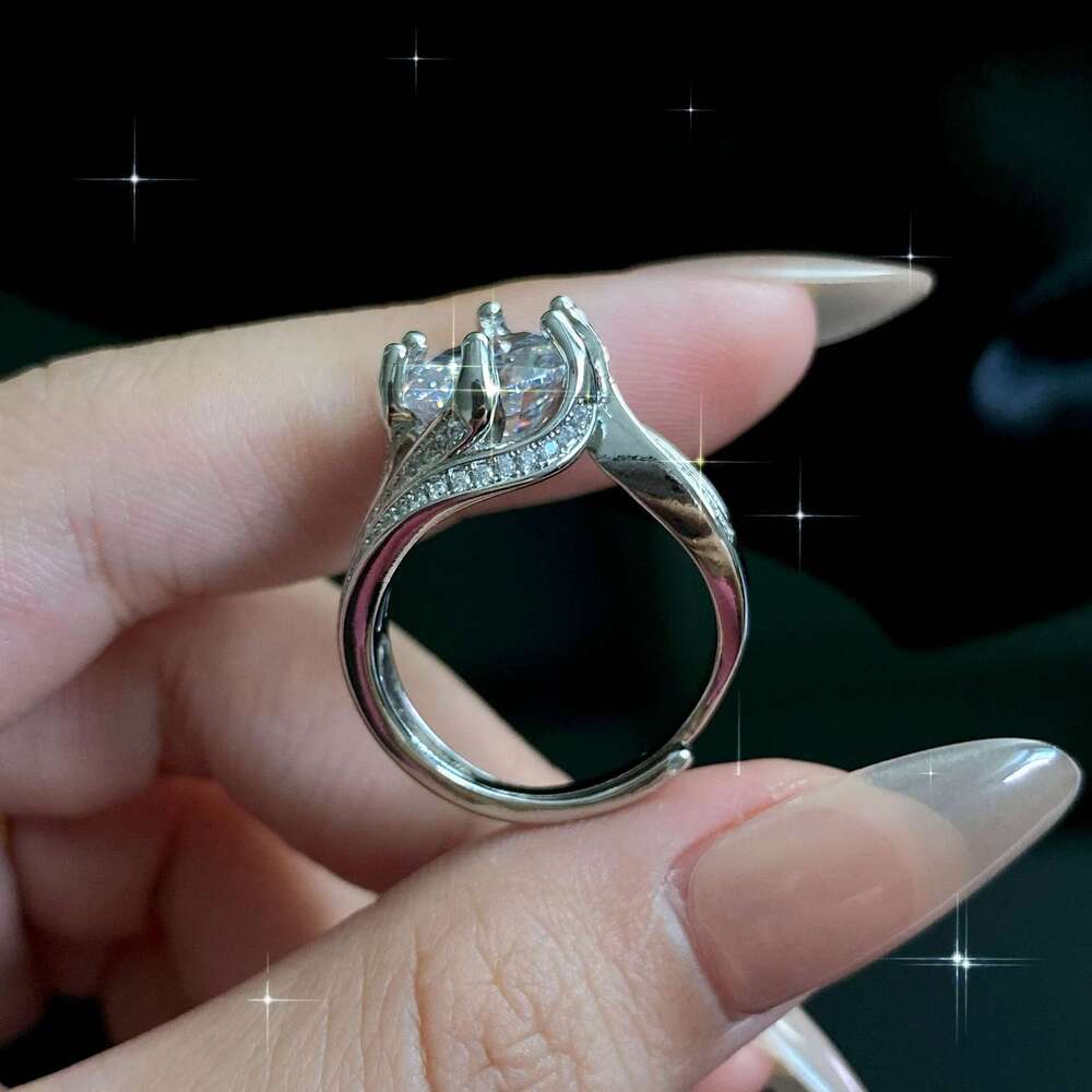 High-Quality Princess Cut Large Pigeon Egg Luxurious 5 Diamond for Women Live Streaming High-End Elegant Ring