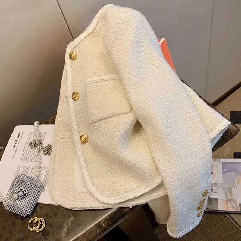 Short Xiaoxiangfeng Coat Women Spring Autumn 2024 New Jacket Temperament Outerwear Ladies HighQuality Suit Coat Female Outcoat Z250918