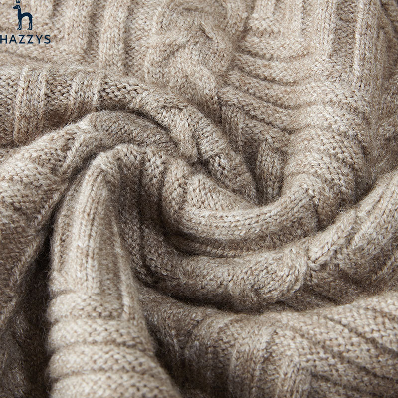 Elegant Warmth: Hagi's Premium Men's Woolen Overlayer Jacket Featuring Intricate Hand-Knit Pattern