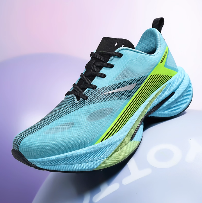 Designer NHOT Summer New Breathable Racing Unisex Lightweight Soft Sole Sports Shock Absorption Wear-resistant Running Shoes