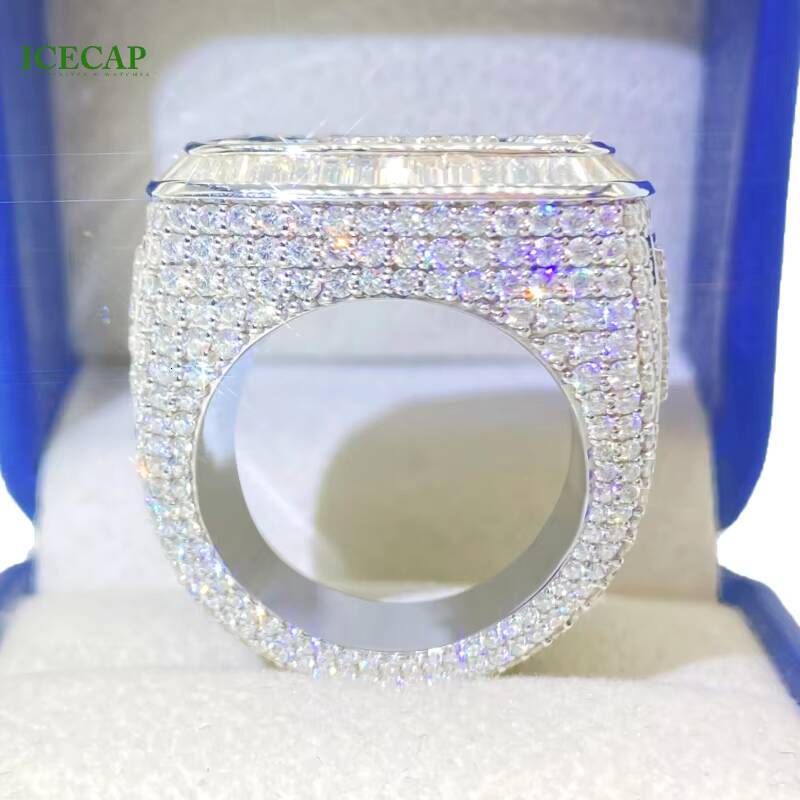 Best Selling Luxury Style Silver Hip Hop Jewelry Rings Mens Gift Costom Pentagram Letter Iced Out Moissanite Rings for Men