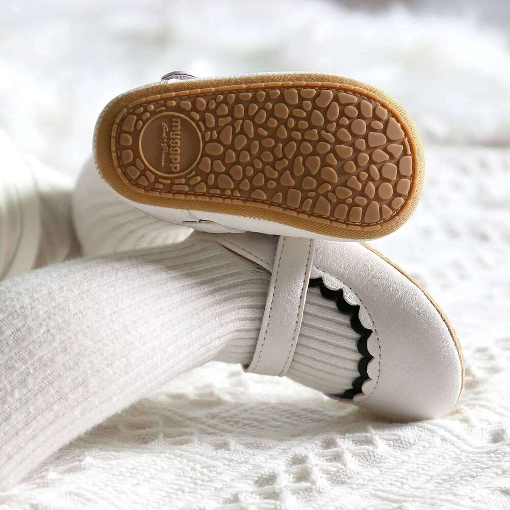 Meckior Baby Boys Girls Infant Leather Rubber Sole Anti-slip Toddler First Walkers Crib Shoes Newborn Girl Princess