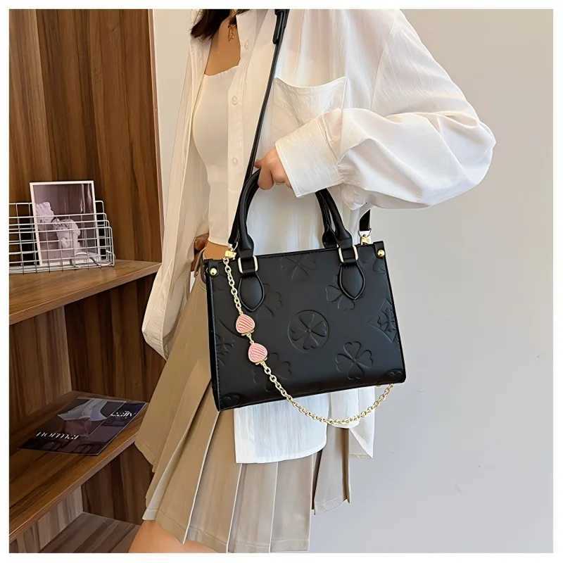 Highend appearance level fashionable and versatile womens bag with large capacity shopping bag crossbody bag shoulder bagXJ250918