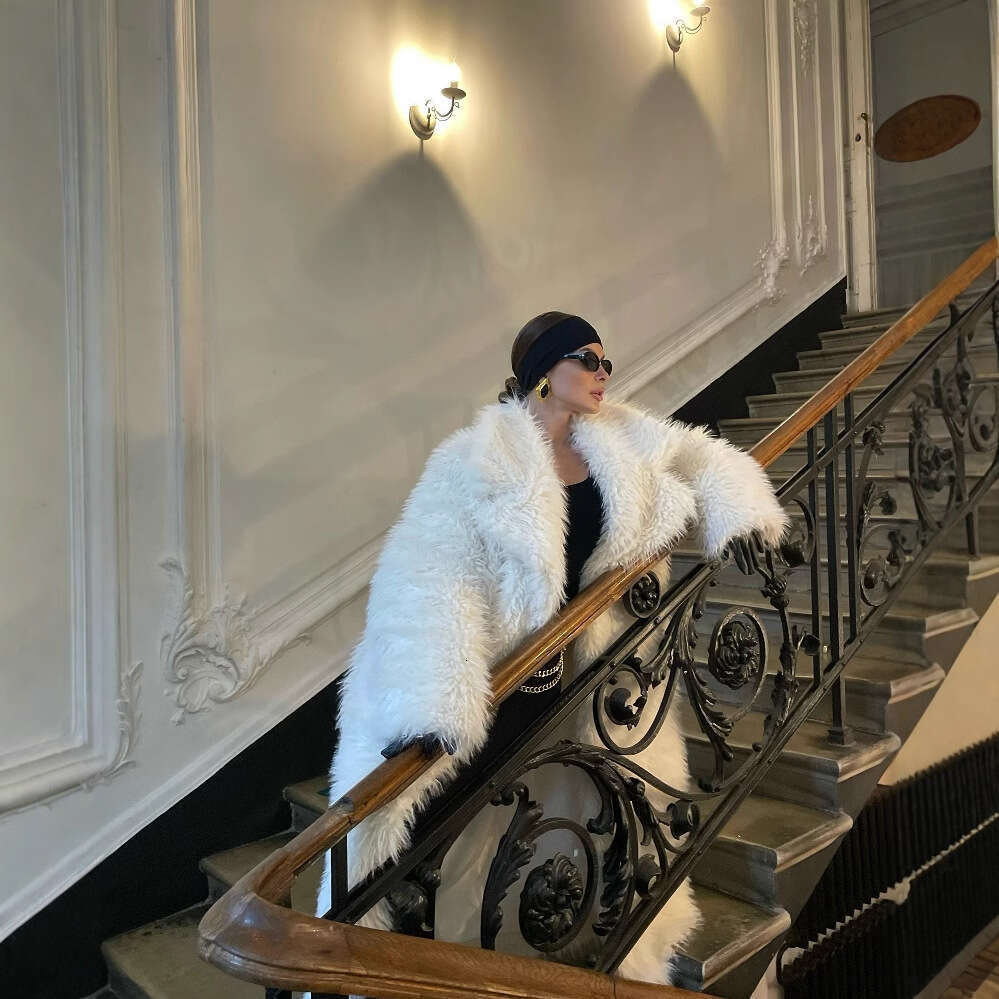 Long Faux Coat 2025 New Over-The-Knee White Thickened Elegant Jacket Toca Eco-Friendly Fur