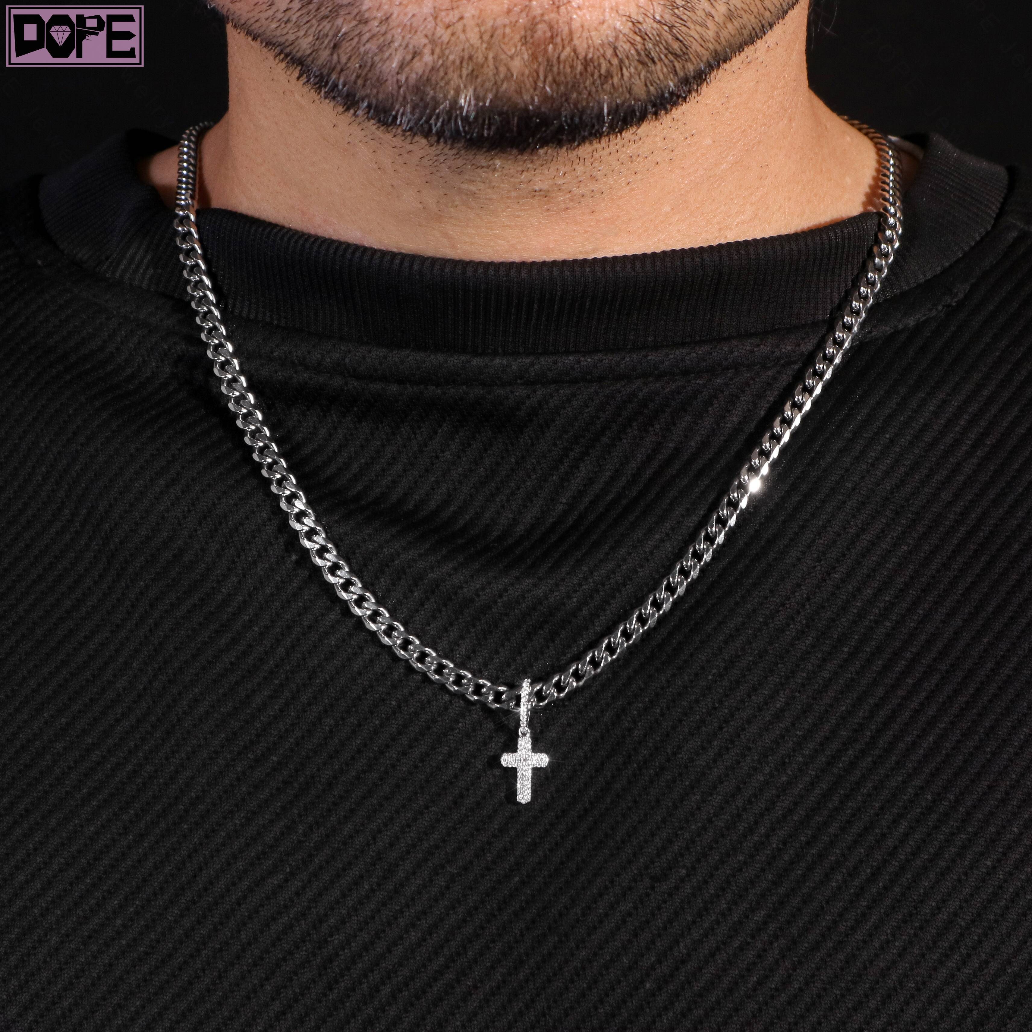 Hot Selling Cross Pendant Tiny Mini Cross Charm Kids 925 Silver Iced Out Jewelry VVS Customized Trend Moissanite Pendant