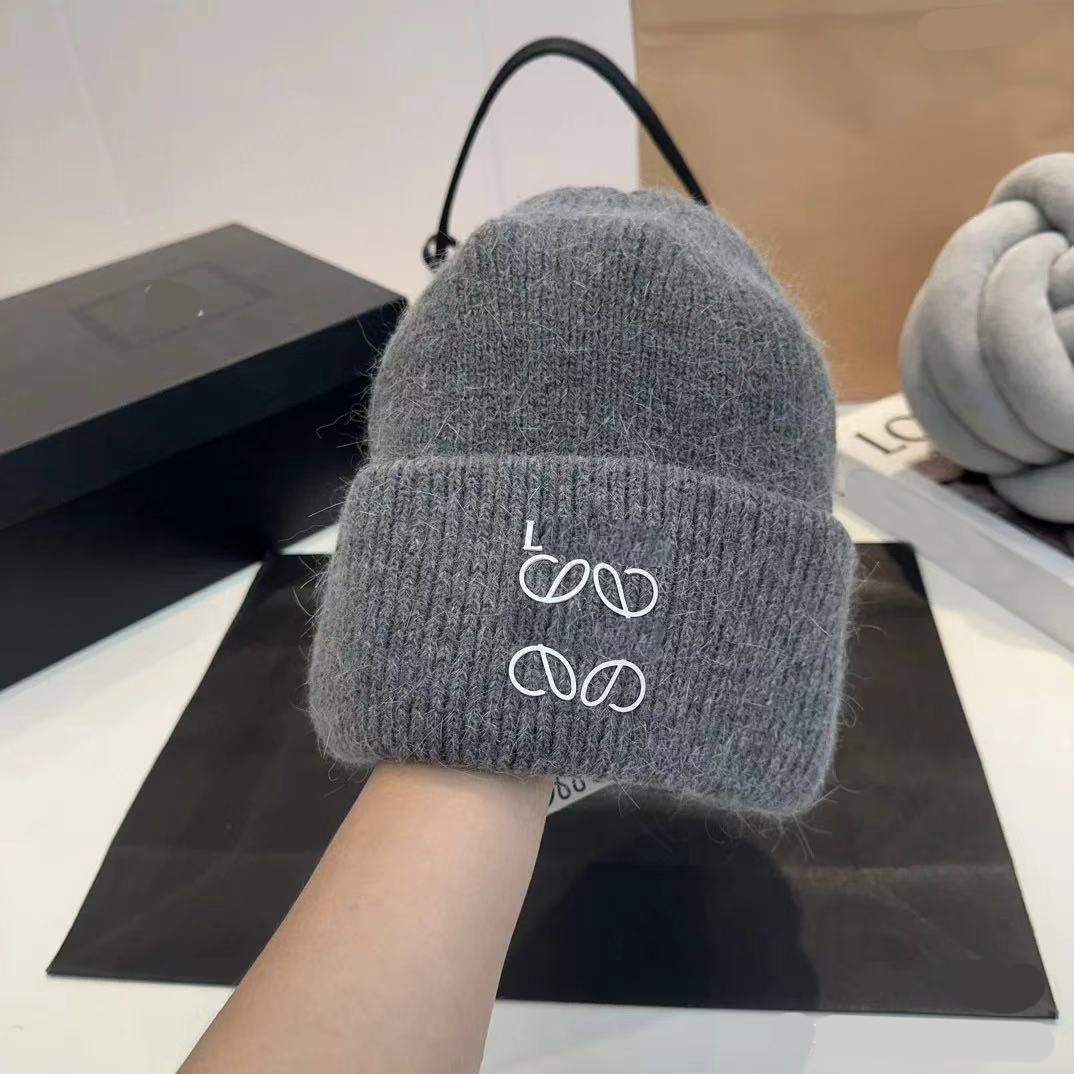 Designer Classic Letter Knitted Beanie Caps Mens Womens Autumn Winter Warm Thick Wool Embroidery Hat Christmas gift 5456