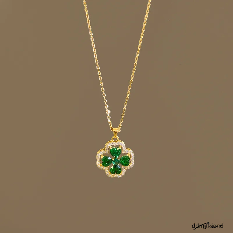 Real Gold Plated Zircon Flower Pendant Necklace French Court Style Clavicle Chain Light High-End Sense Jewelry For Women ddmyfriend