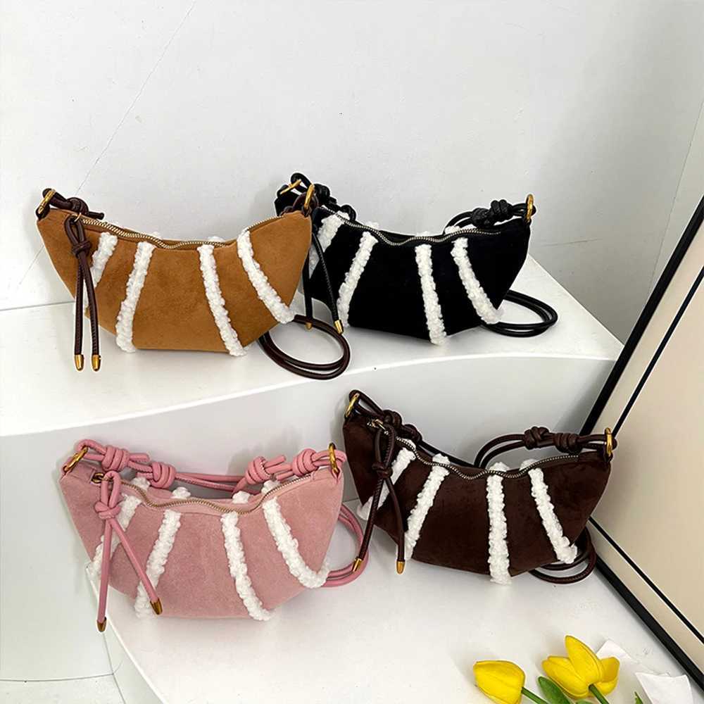 Small and Niche Patchwork Armpit Bag Versatile for Winter Commuting OneShoulder Crossbody Dumpling BagXJ250918